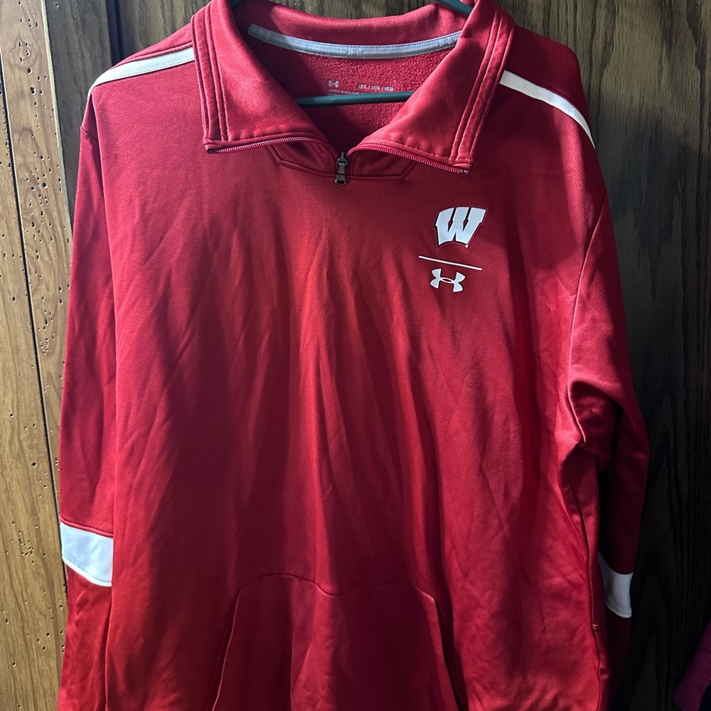 Men’s size 2xl Wisconsin Badger/ Madison